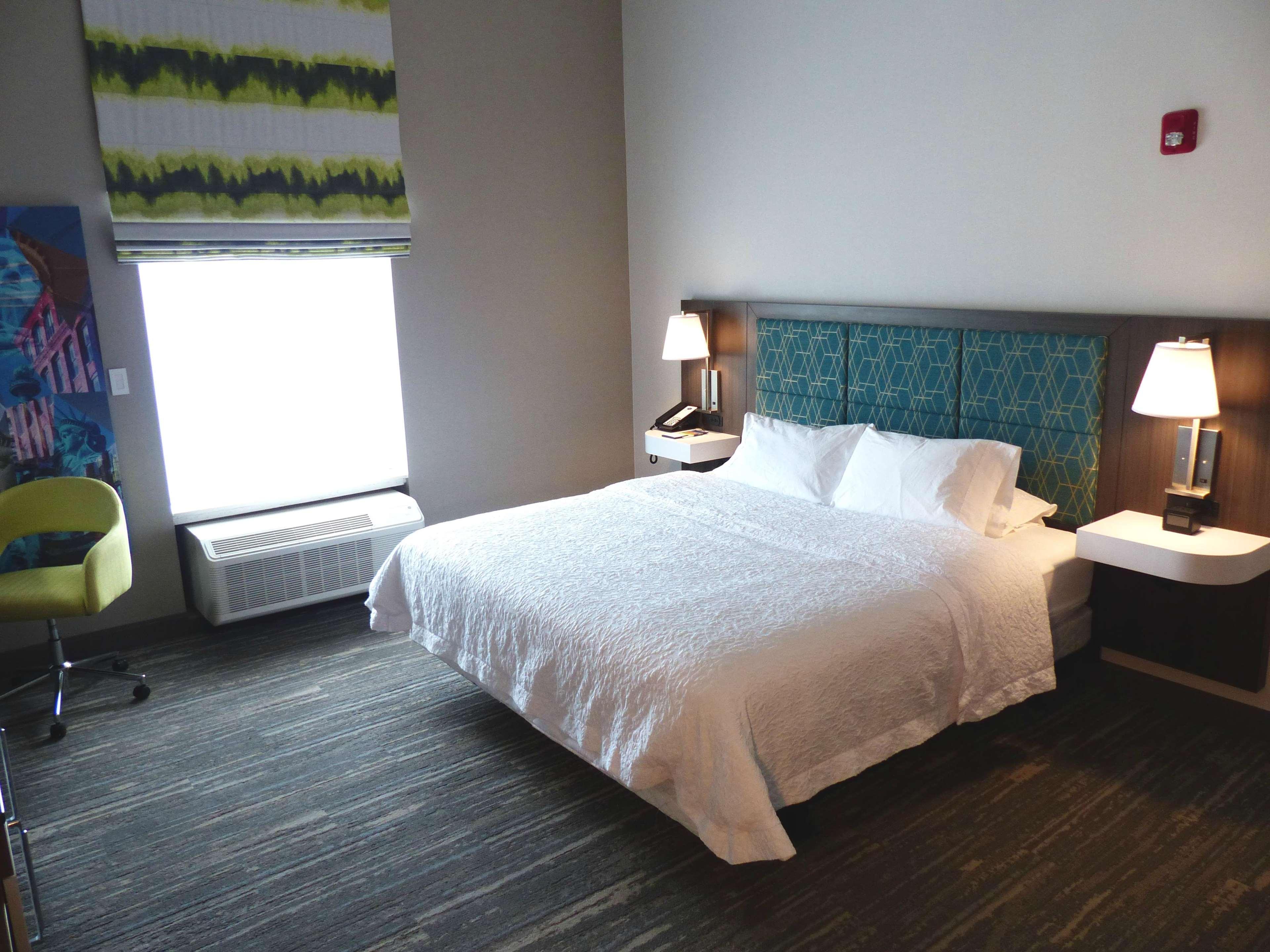 Hampton Inn By Hilton Paramus Exterior photo