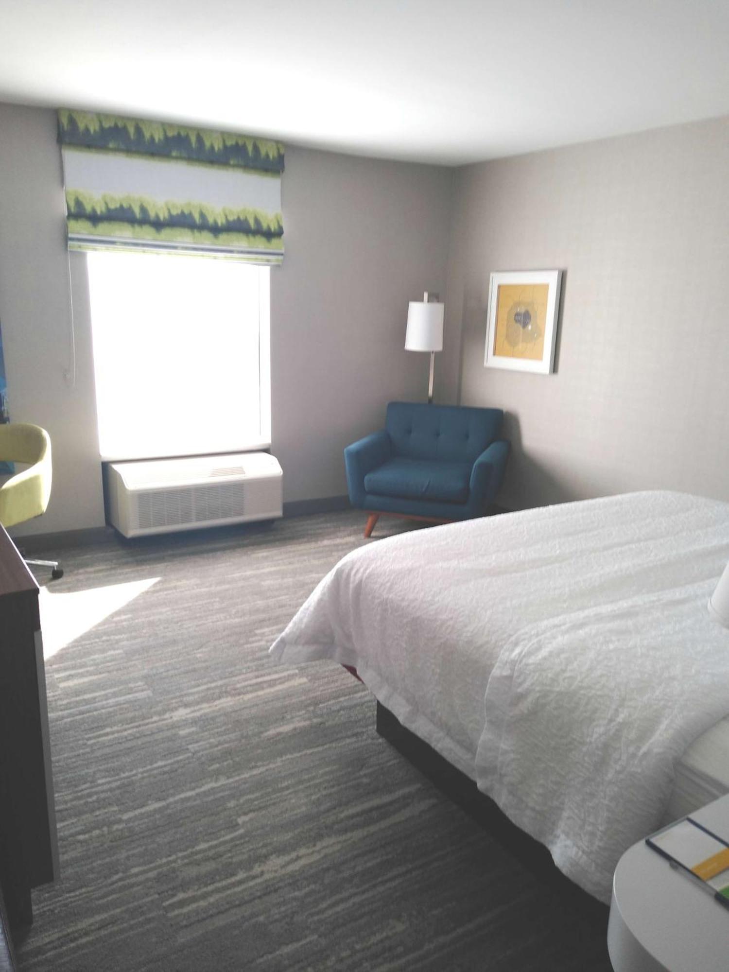 Hampton Inn By Hilton Paramus Exterior photo