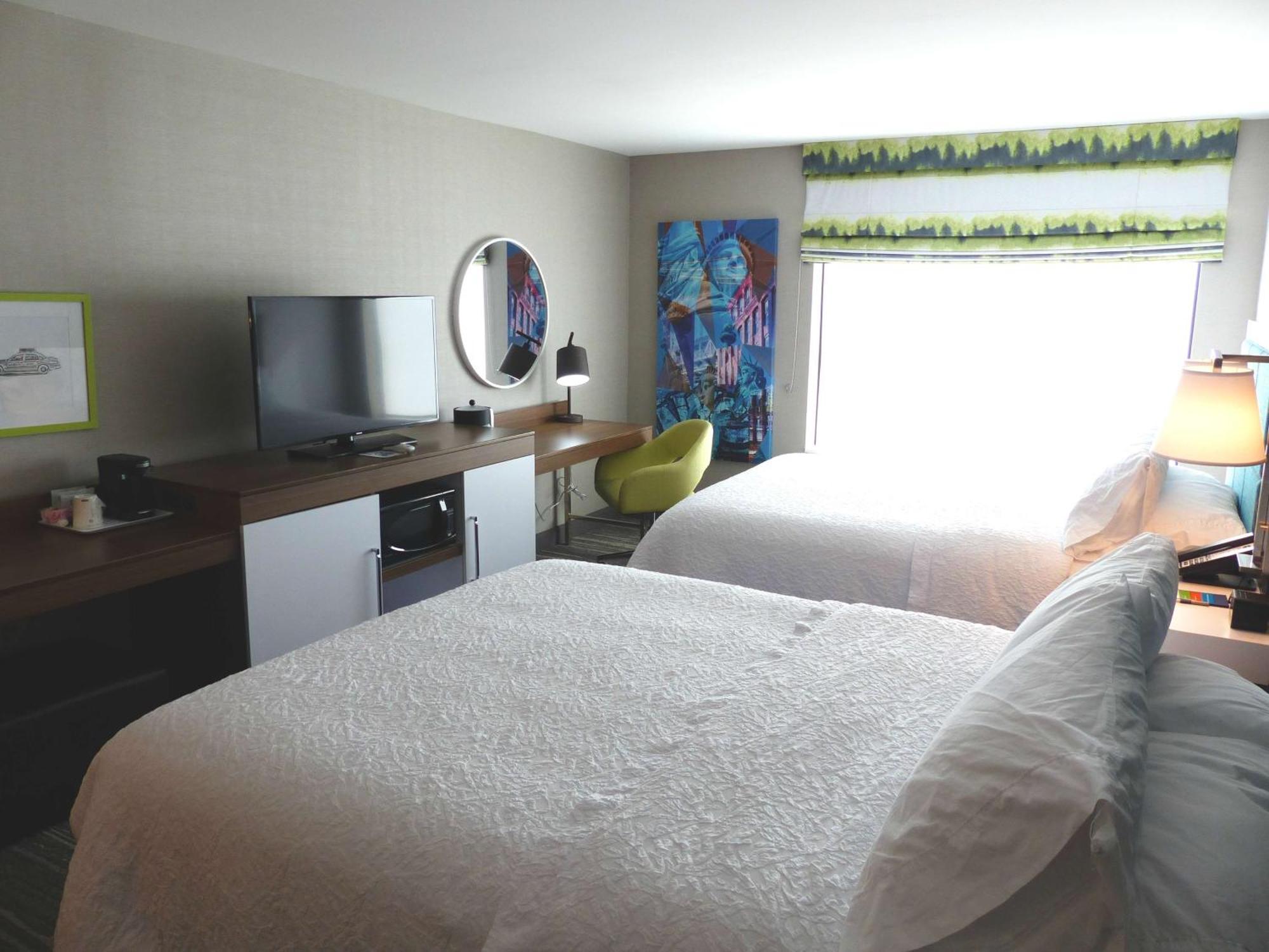Hampton Inn By Hilton Paramus Exterior photo