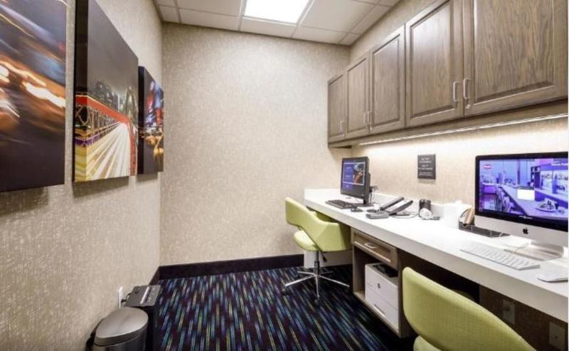 Hampton Inn By Hilton Paramus Exterior photo